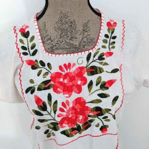 Floral Embroidered Boho Style Short Sleeve White Shirt - Picture 2 of 9